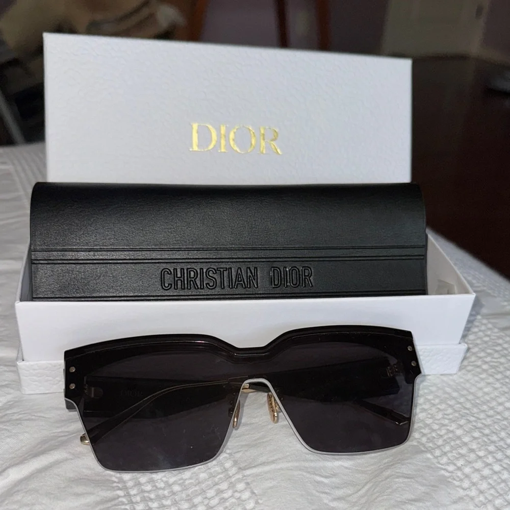 Dior Black and Gold Women's Sunglasses - Picture 5 of 5